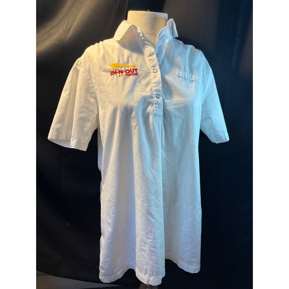 In-N-Out Burger Employee Uniform Shirt White Short Sleeve Snap Polo Large Ladies